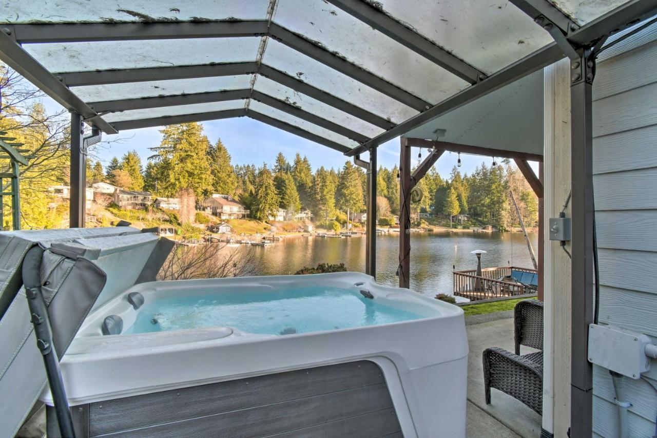 The Peacock House - Waterfront Home With Hot Tub! Olympia Exterior photo